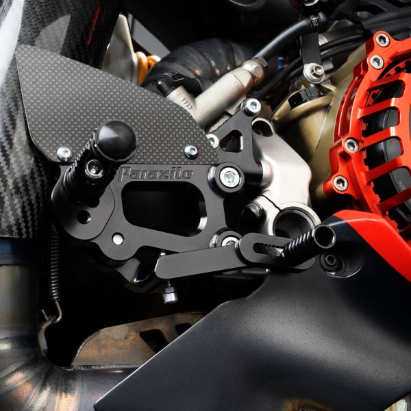 Pedane Arretrate Regolabili Paraxite PRS003N colore Nero Moto Ducati Panigale 959 2016-2019 Supersport Track Pista Road Racing