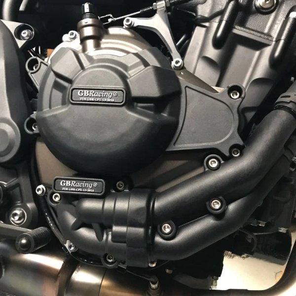 Protezione Copricarter Tubi Acqua GBRacing Moto Yamaha Tracer 700 2016-2019 Strada Viaggio Road Racing